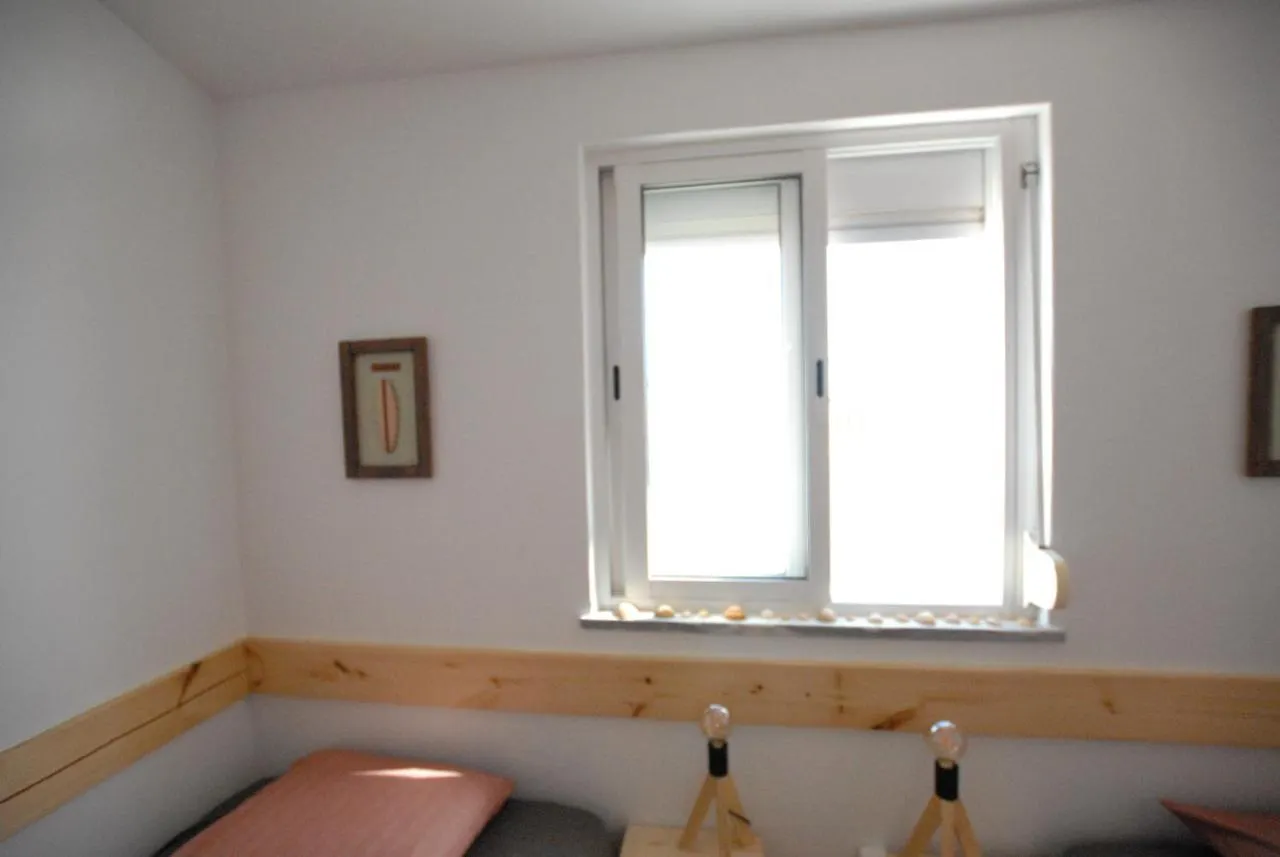 Algarve Surf House Lägenhet Raposeira  Rum i privatbostad Raposeira (Faro)